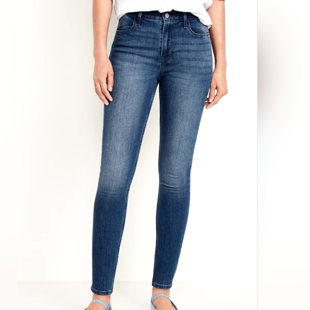 Old Navy Skinny jeans 2 Long
